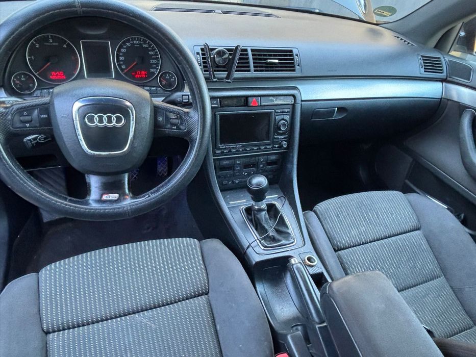 Vând Audi a4 b7 2.0 tdi Sline