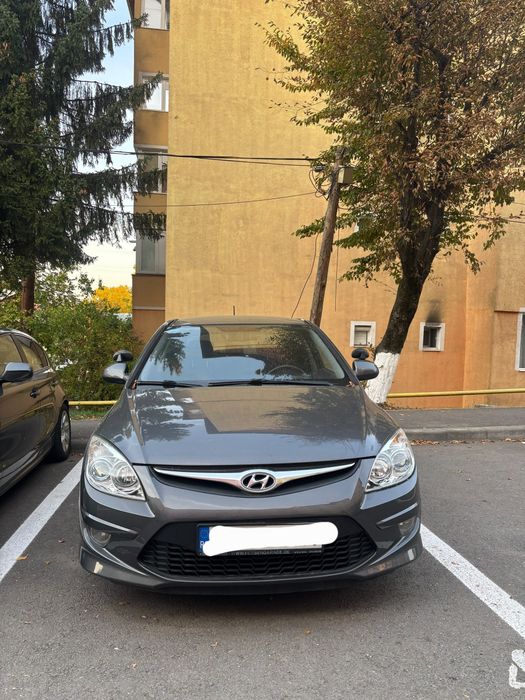 HYUNDAI i30 2011 — imagine 2
