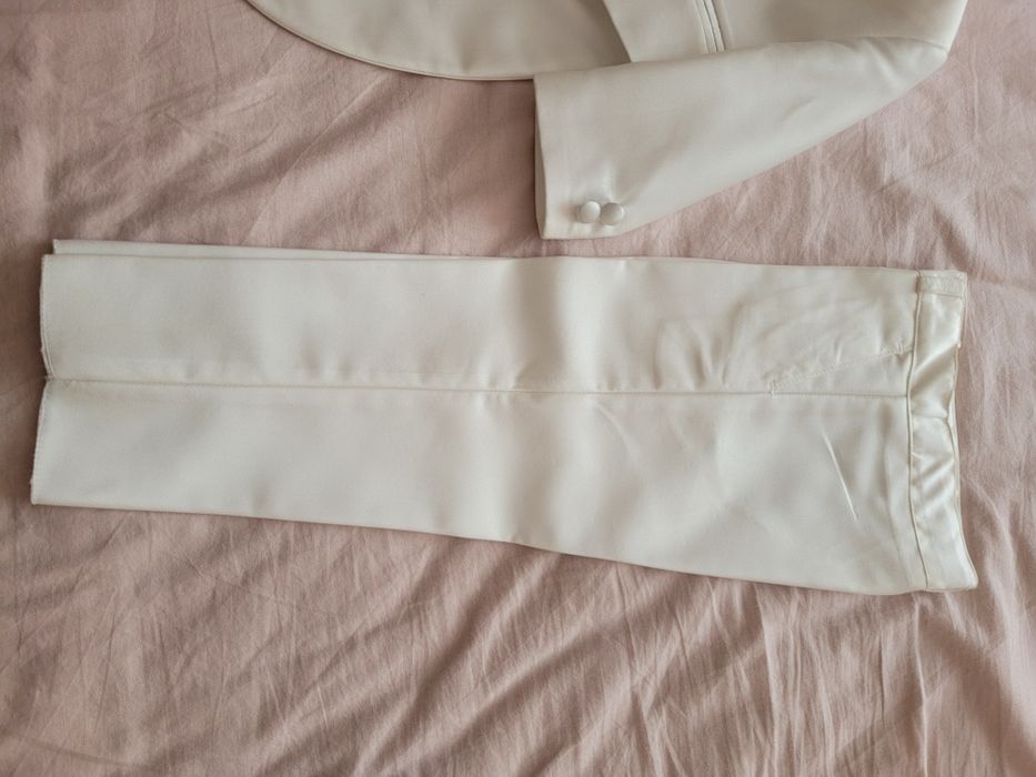 Офиалн детско костюмче за момче