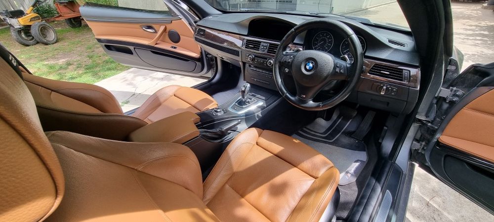 BMW 335i E92 2011