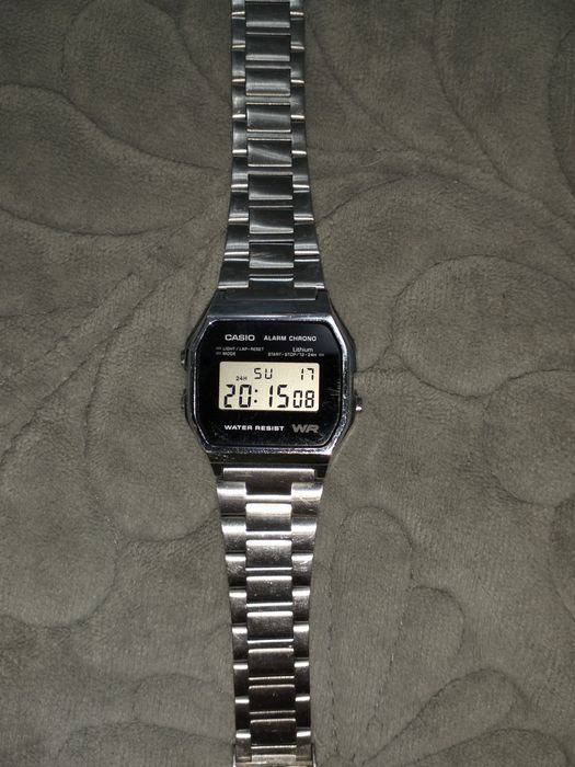 Часы японские наручные