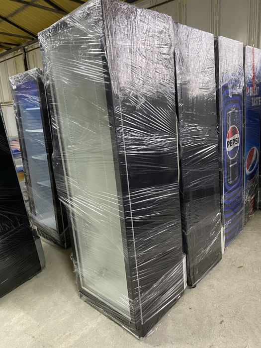 Vitrina frigorica verticala