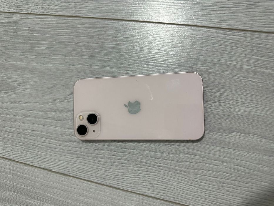 Продам айфон 13 128г