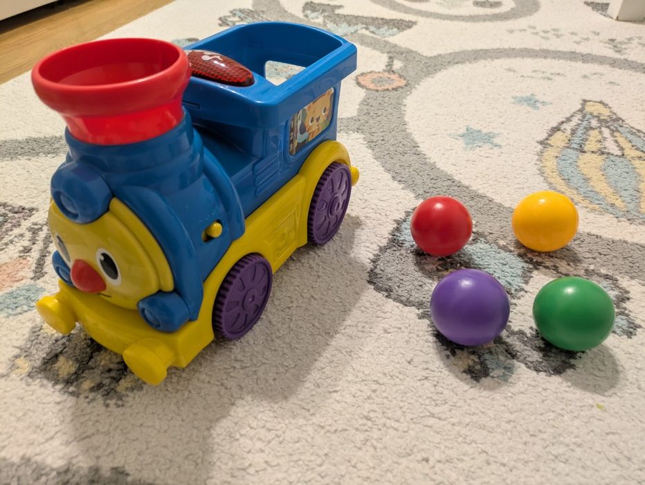 Trenulet Bright Starts „Roll & Pop”