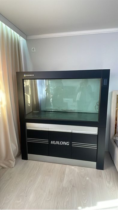 Продам аквариум на 800 литров