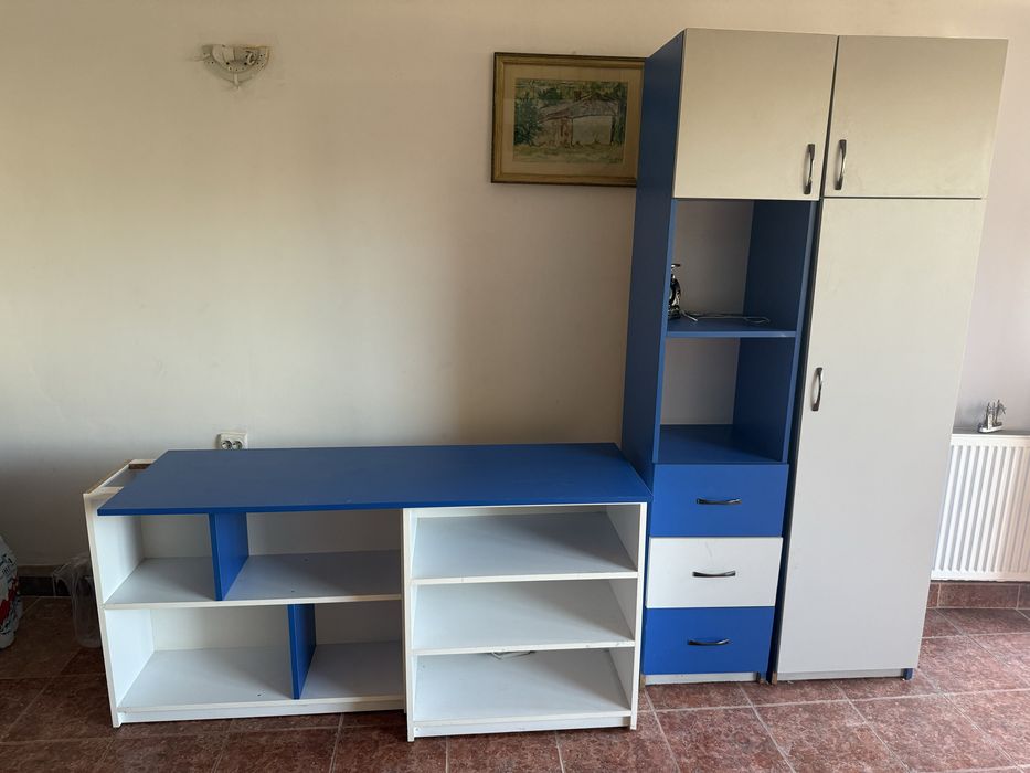 Set mobilier camera dulap + birou Se vinde tot sau pe bucati