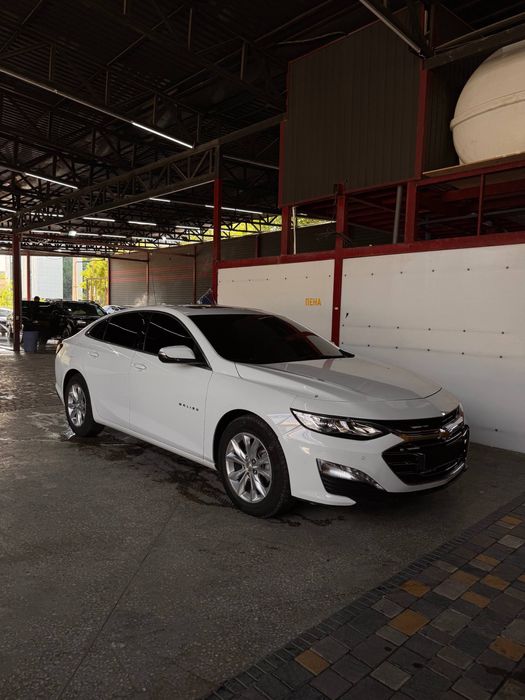 Chevrolet Malibu 2020 — 2