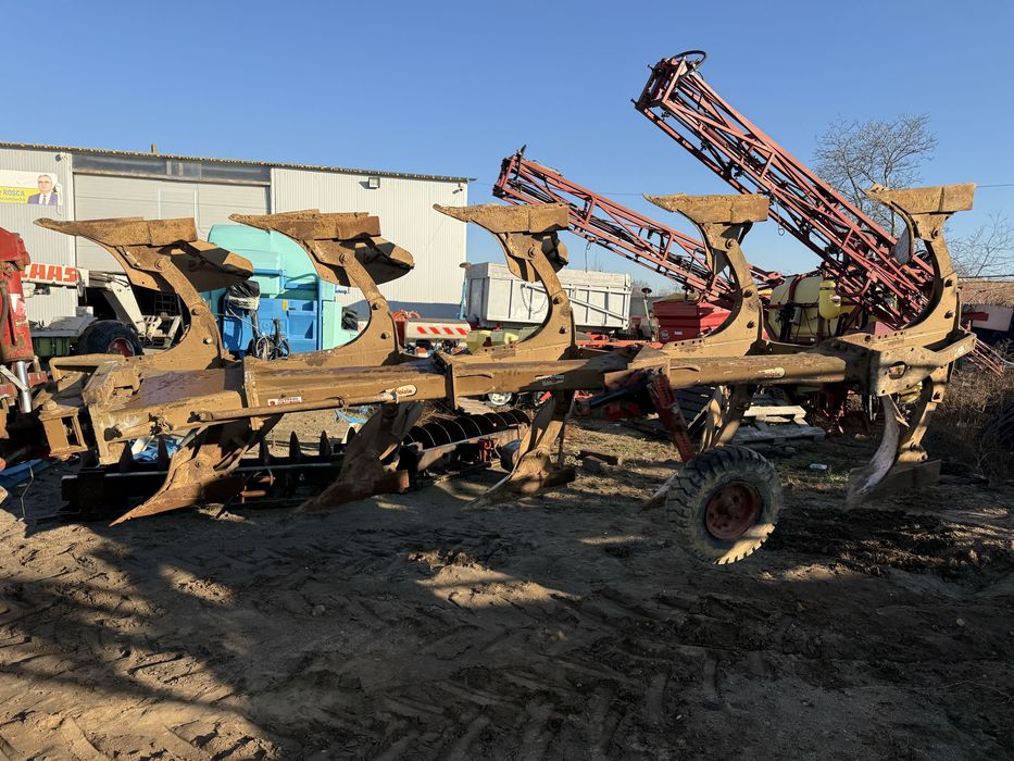 Plug HUARD Goizin cu 5 brazde reversibil hidraulic