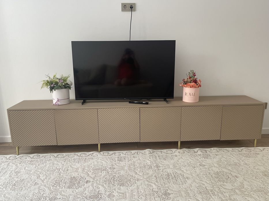 Тумба под телевизор