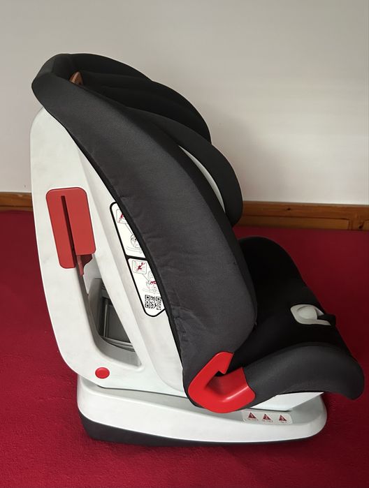 Столче за автомобил Chicco 9-36 кг