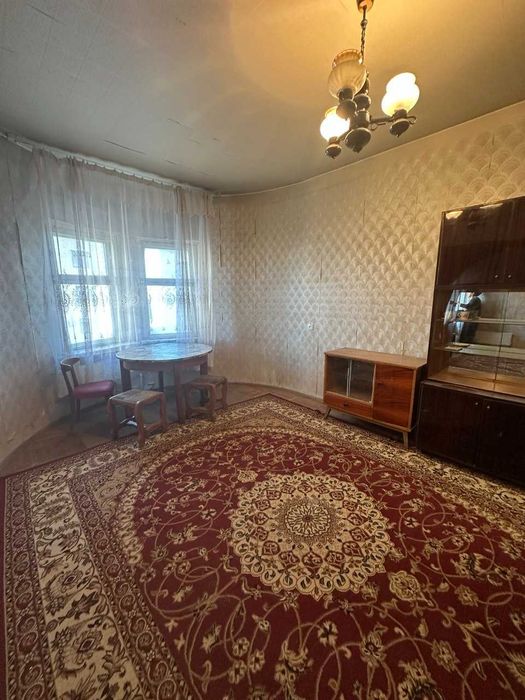 Сдаётся 3-комнатная квартира в Юнусабаде (2-квартал)напротив Шохсарой