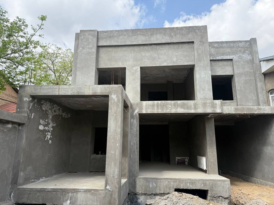 Циолковский, продаётся Новый Евродом  3,8-соток