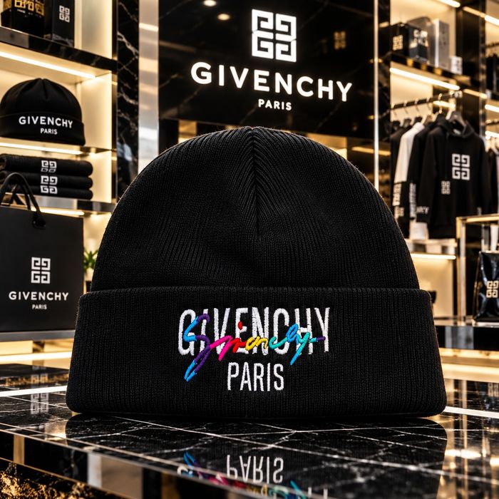 Унисекс зимни шапки Nike, Guess, Dior, Gucci, Fendi, Givenchy и други марки
