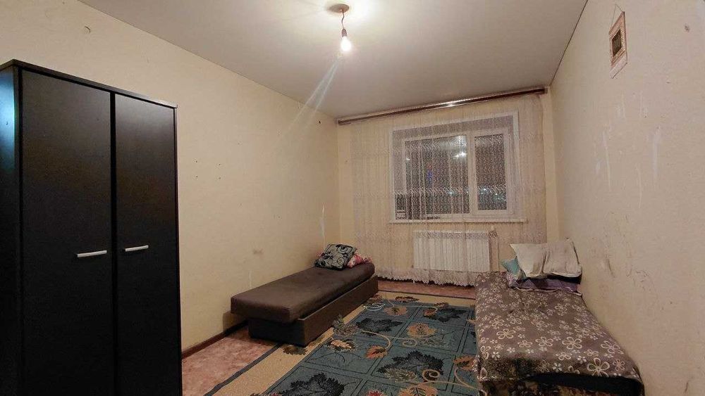 Продам 2 ком кв мкр АЭРОПОРТ