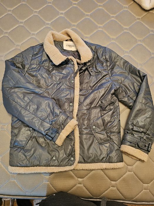 Продам верхнюю одежду