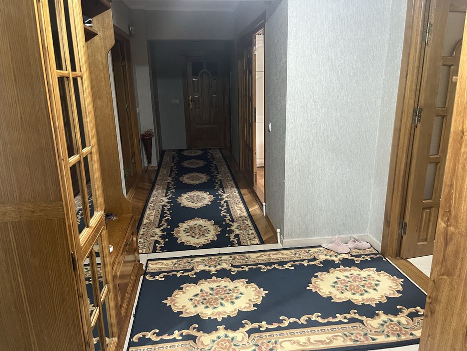 Inchiriez apartament 3cam.  Botosani   zona  Hotel Rapsodia
