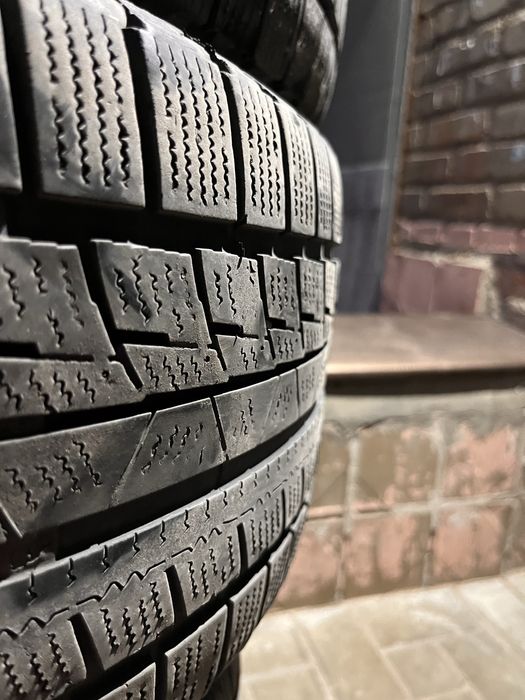 Шина 225/45/R17 липучка