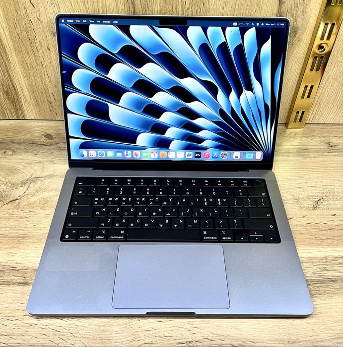 MacBook Pro M1 Pro 16/512- Ideal noutbuk ( Макбук - Ноутбук )