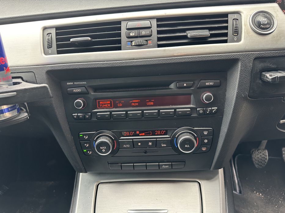 Casetofon usb si bluetooth bmw e90 e91 e92 e93 e87 e88 e81 e82