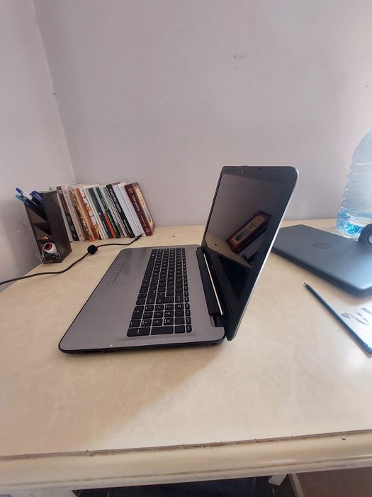 Hp Laptop ssd 128gb