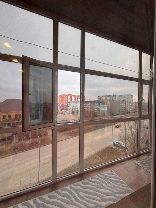 Продам квартиру 2013 года в 7 микрорайоне