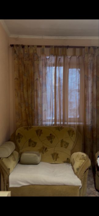 Продается диван и 2 кресла