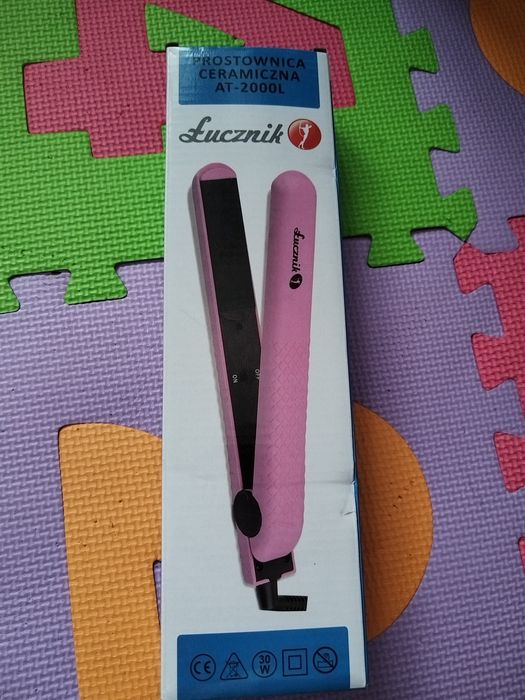 Placă de îndreptat părul