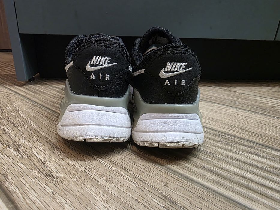 Дамски маратонки NIKE AIR MAX