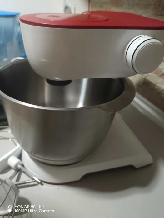 Кухненски робот Bosch MUM54R00 - 900W