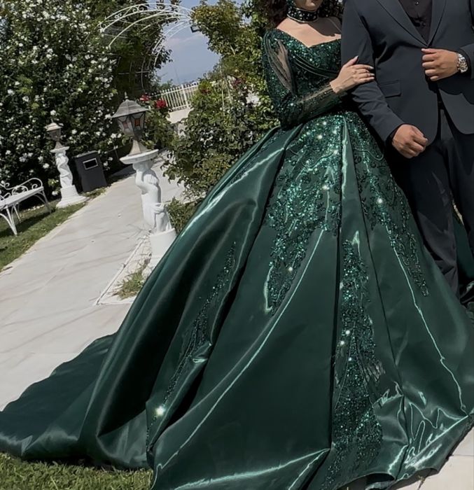 Годежна рокля