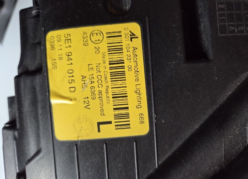 Far stanga  Skoda Octavia 3 facelift full led