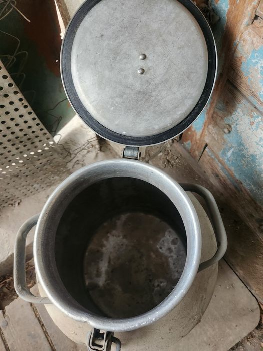 Продам Бочки канистры