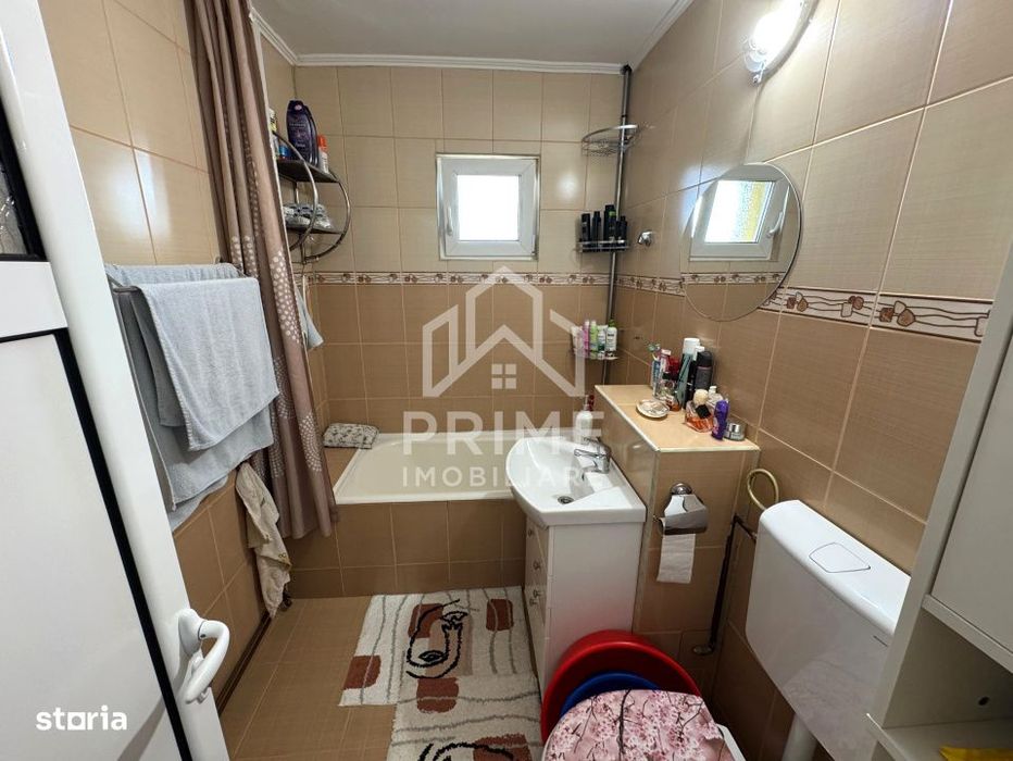 Apartament de vanzare | 77mp utili | 4 camere | CETATE