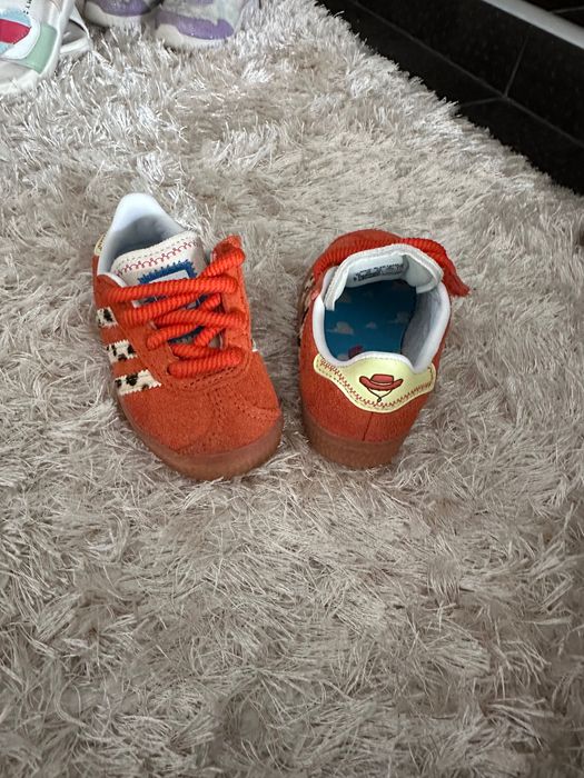 Оригинални маратонки адидас