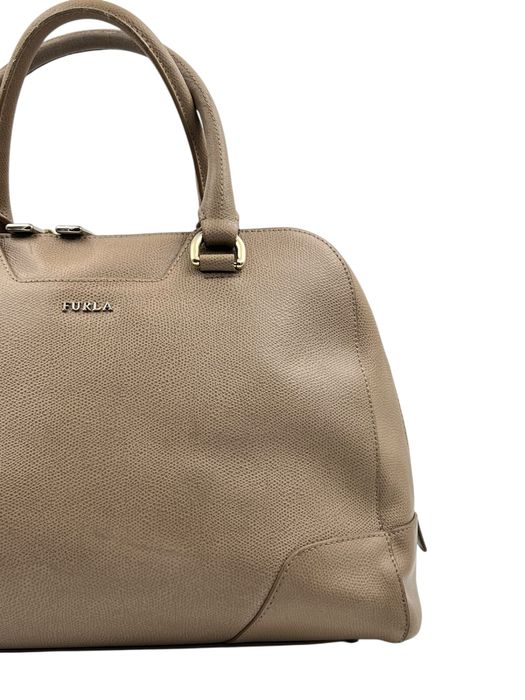 Furla дамска оригинална чанта