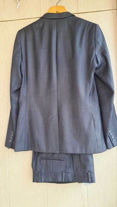 Костюм школьный.