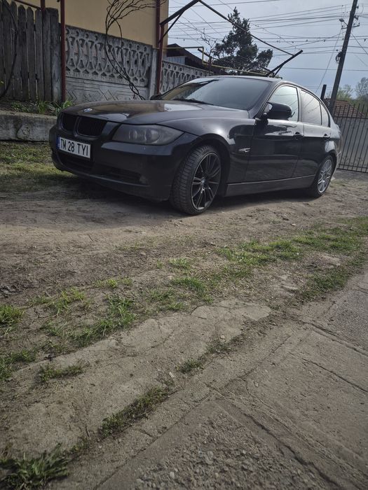 Bmw e90 întreținut