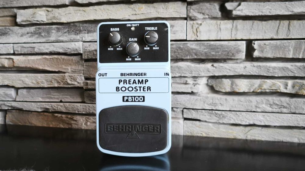 Pedala chitara Behringer PB100 Preamp Booster - GARANTIE!