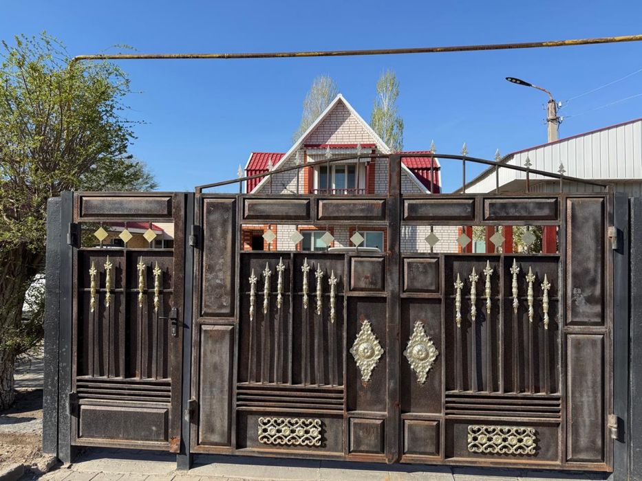 Продам ворота с калиткой