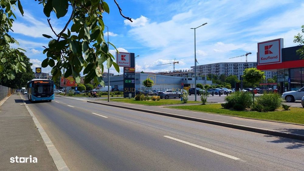 Apartament modern cu 3 camere, curte proprie, bloc nou, Bd. Metalurgie