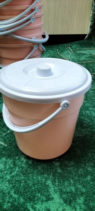 Ведро с крышкой -3л.