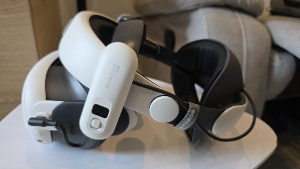 Meta Quest 3 512GB – Pachet Premium BoboVR S3 Pro – Ca Nou (achiziție eMAG 2025)