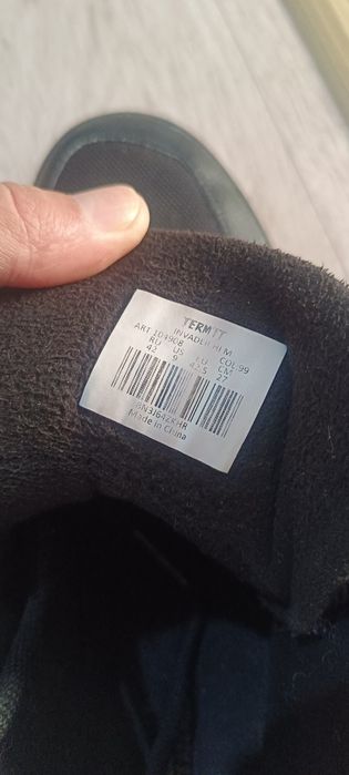 Продаю  всё вместе куртка обувь перчатки