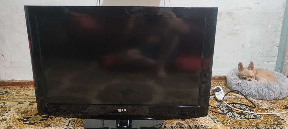 Продам LG телевизор