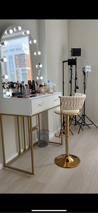 Барный стул на продажу