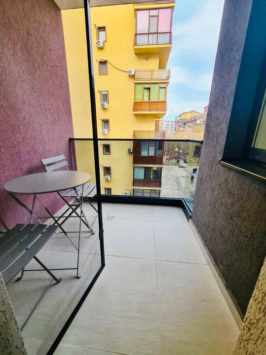 Ofer spre inchiriere ap 2 camere