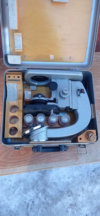 Микроскоп биологический