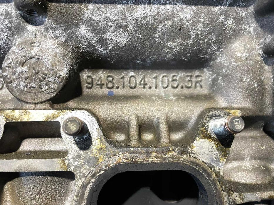 Цилиндрова Глава Дясна Porsche Cayenne 957 4,8 V8