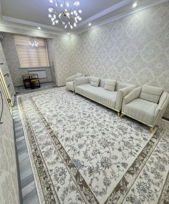 Sergeli moshina bozor oldida 3xonali kvartira ijaraga beriladi.