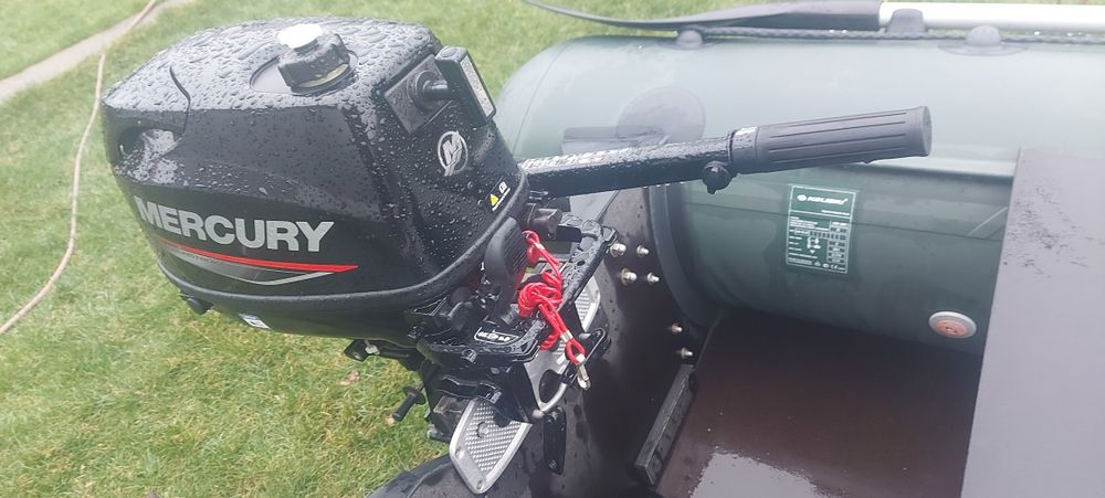 Motor Mercury 6 cp